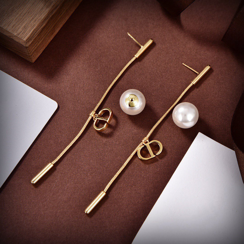 DIOR DROP MOP GOLD EARRINGS