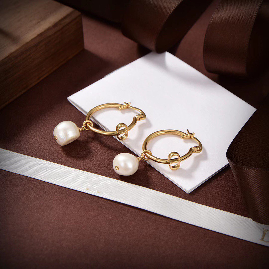 DIOR PEARL GOLD EARRINGS