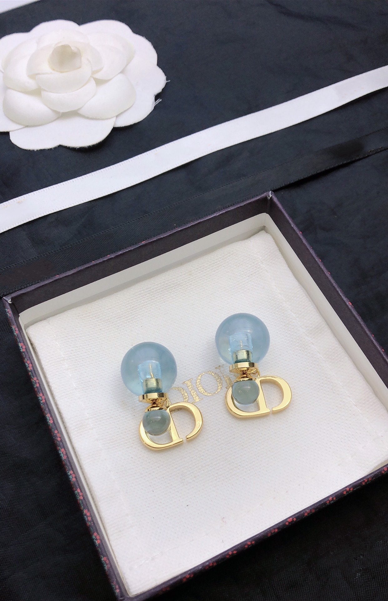 DIOR PEARL BLUE GOLD EARRINGS