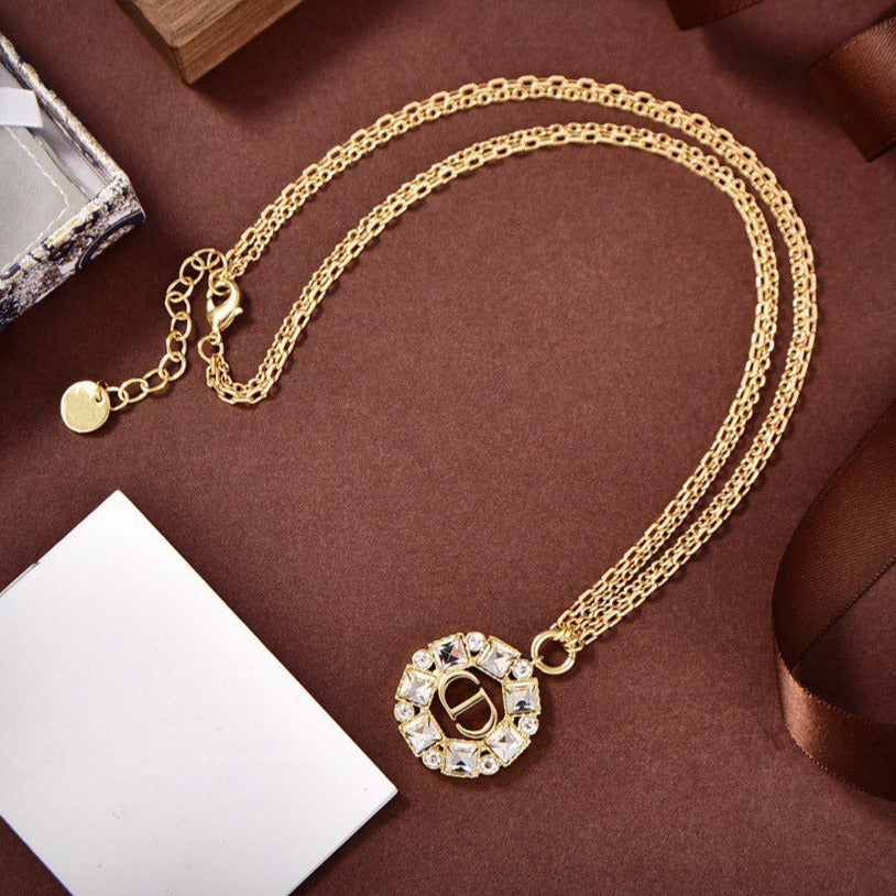 DIOR PENDANT GOLD DIAMOND NECKLACE