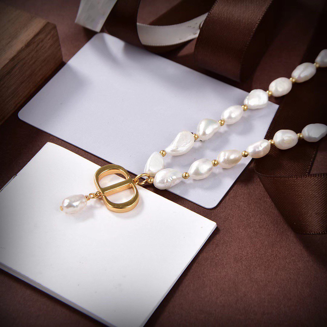 DIOR GOLD FULL PEARL NECKLACE