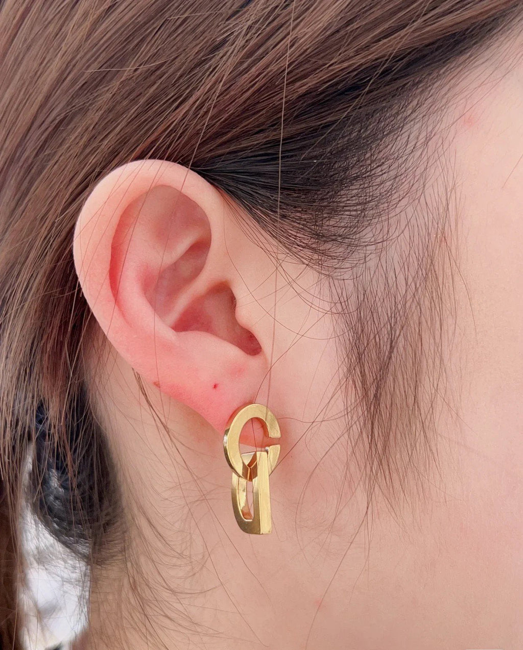 DIOR DROP GOLD EARRINGS