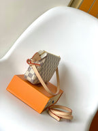 Louis Vuitton pochette accessories 23cm beige damier azur canvas