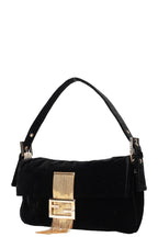 FENDI Baguette Velvet black