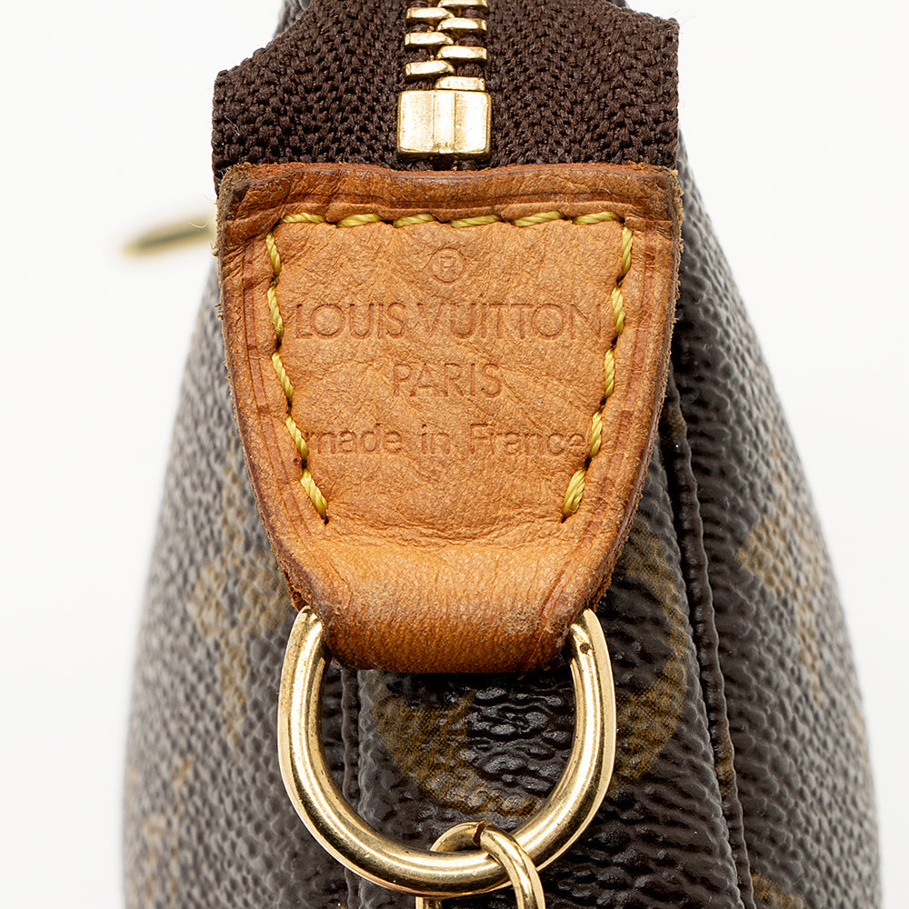 Louis Vuitton Monogram Canvas Mini Pochette Accessoires (SHF-18981)