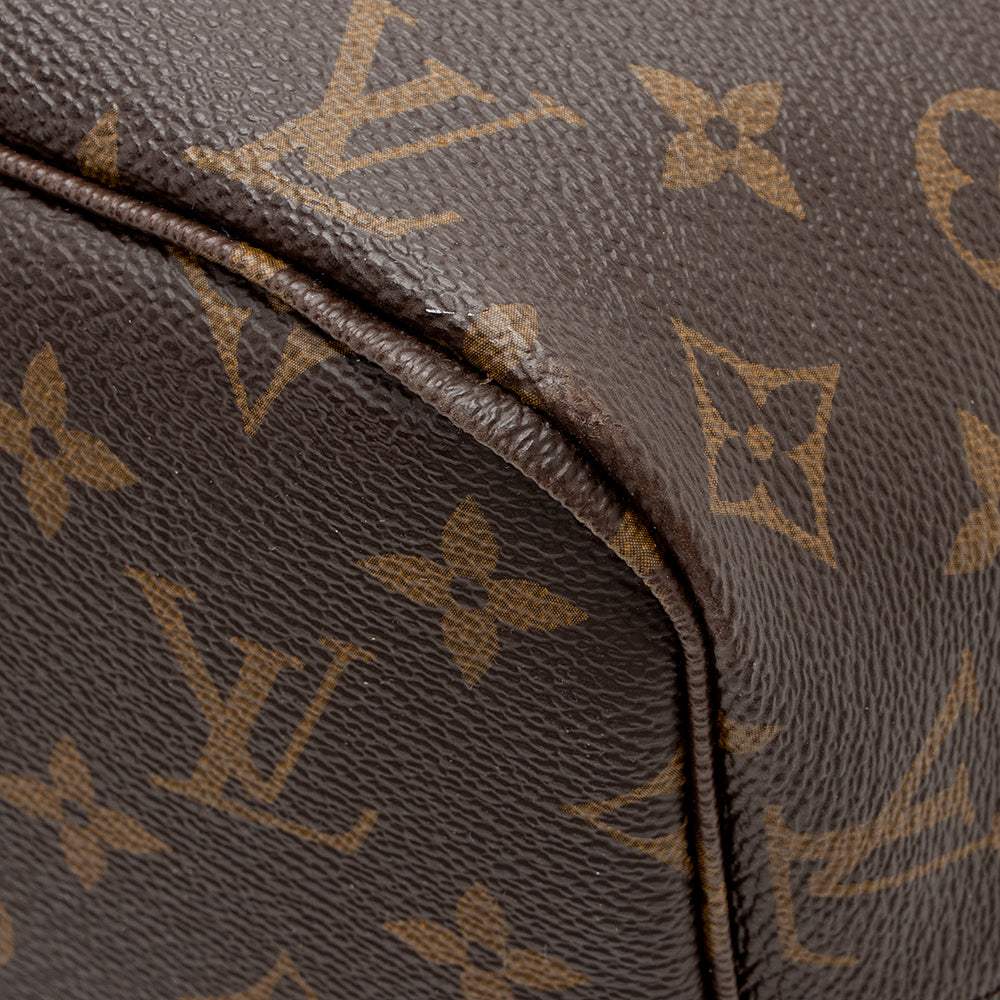 Louis Vuitton Monogram Canvas Neverfull MM Tote (SHF-19096)