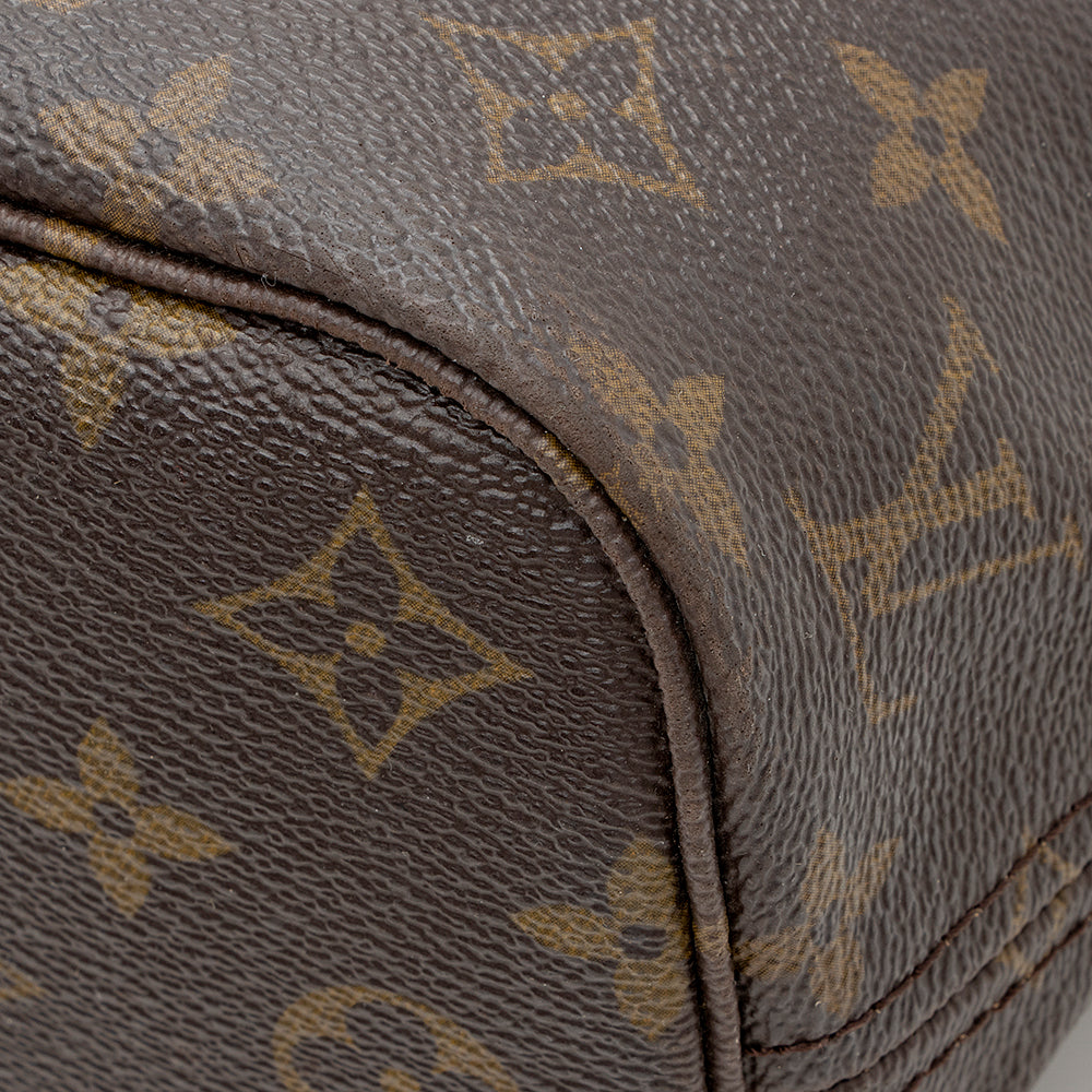 Louis Vuitton Monogram Canvas Neverfull PM Tote (SHF-19121)