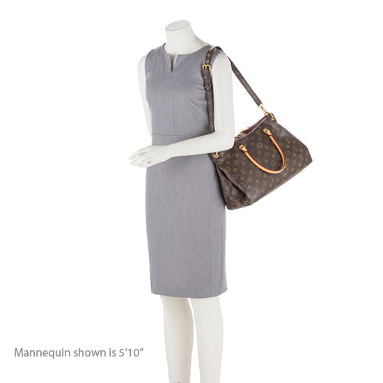 Louis Vuitton Monogram Canvas Pallas Satchel (SHF-19126)