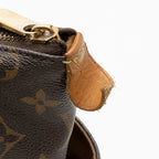 Louis Vuitton Monogram Canvas Totally MM Tote (SHF-18587)
