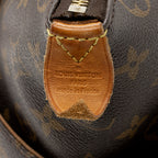 Louis Vuitton Monogram Canvas Totally MM Tote (SHF-18587)