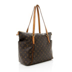 Louis Vuitton Monogram Canvas Totally MM Tote (SHF-18587)
