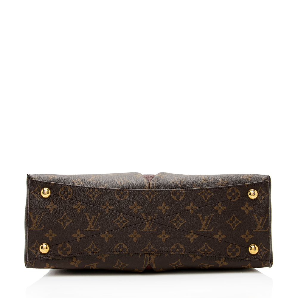 Louis Vuitton Monogram Canvas V Tote MM (SHF-18568)