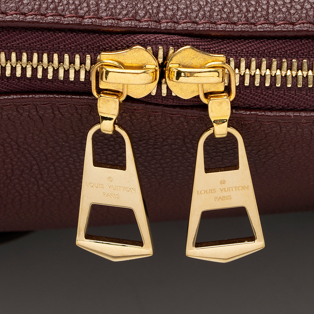 Louis Vuitton Monogram Canvas V Tote MM (SHF-18568)