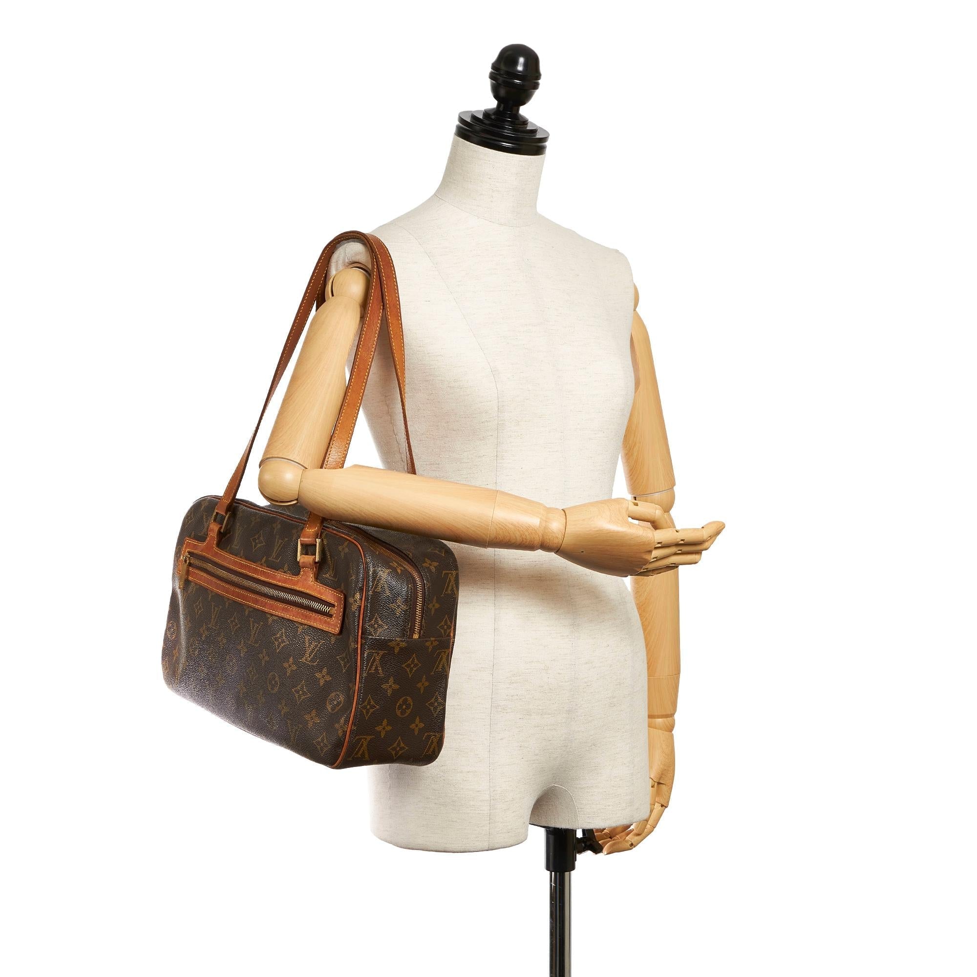 Louis Vuitton Monogram Cite GM (SHG-29081)