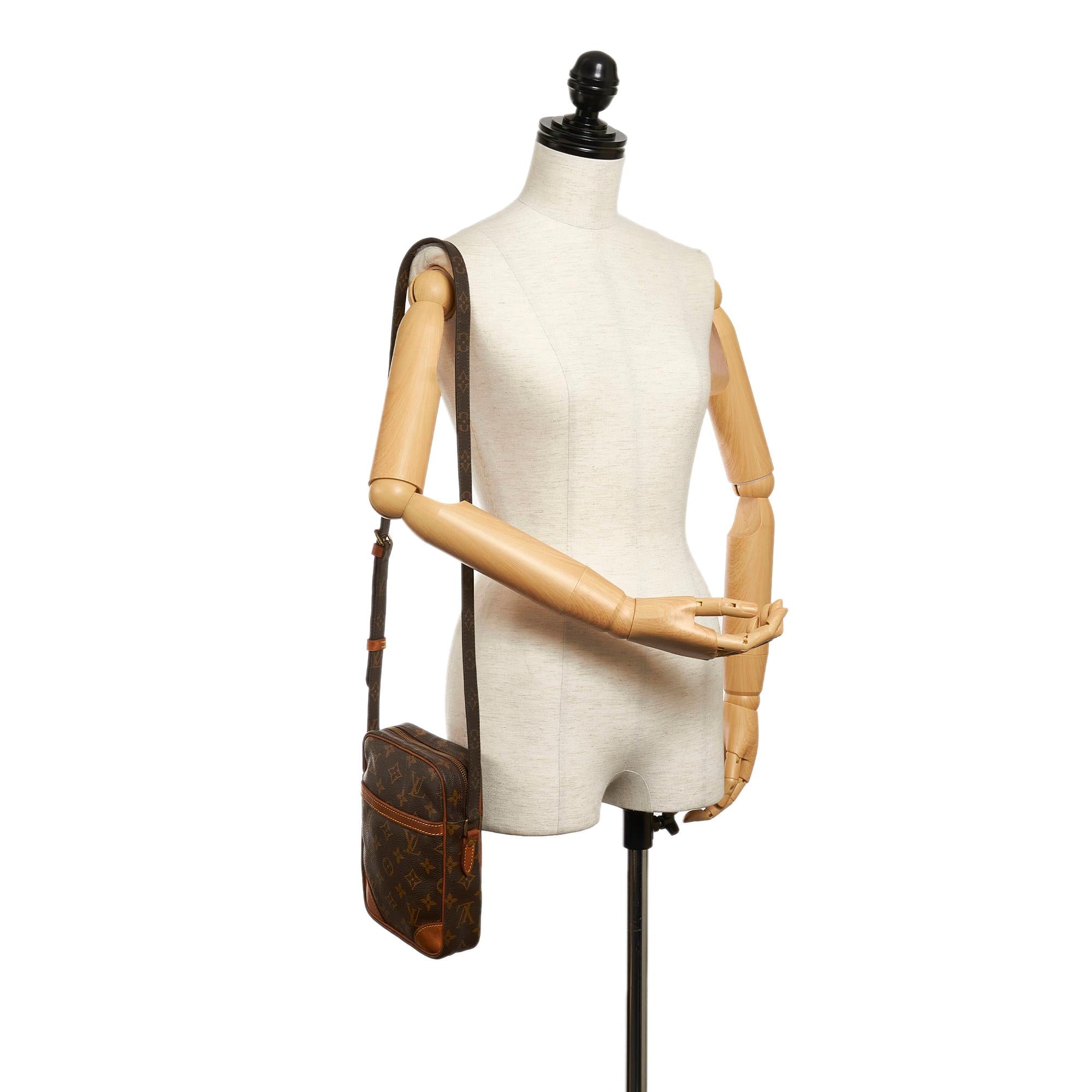 Louis Vuitton Monogram Danube (SHG-29328)