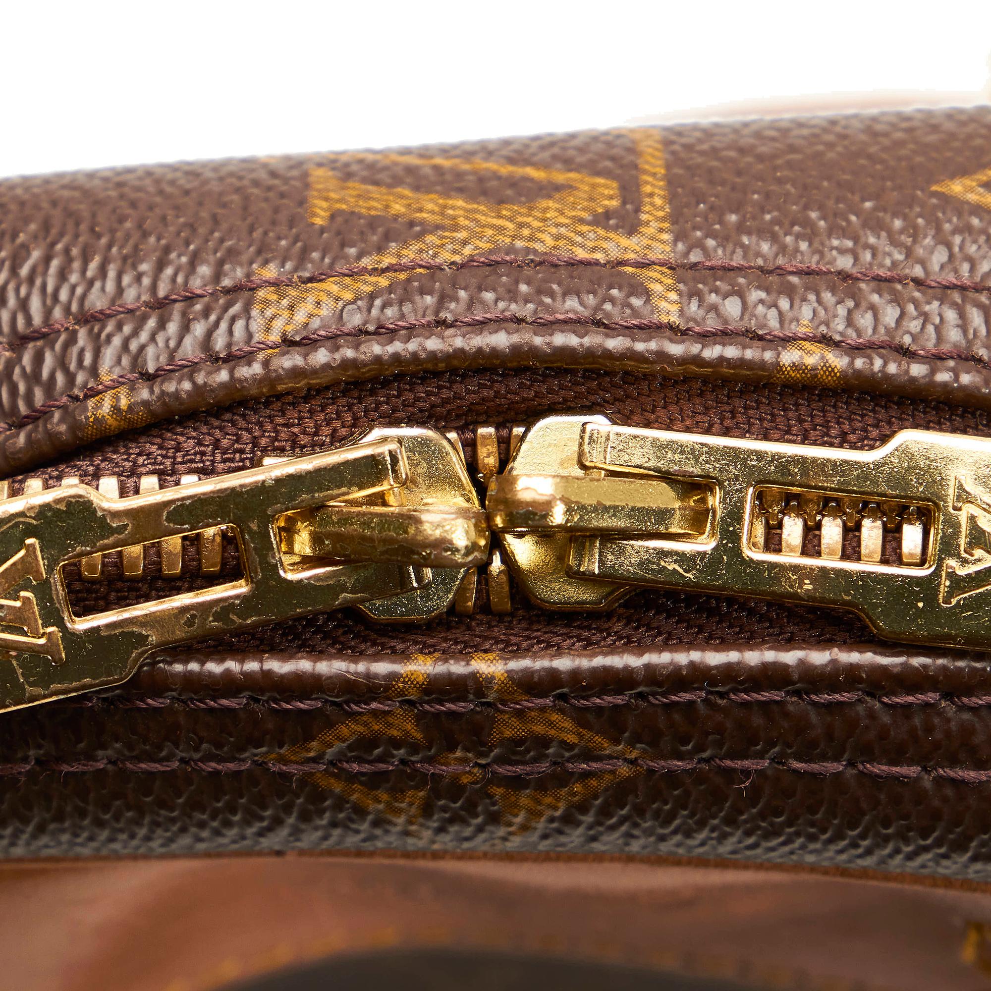 Louis Vuitton Monogram Excursion (SHG-28928)