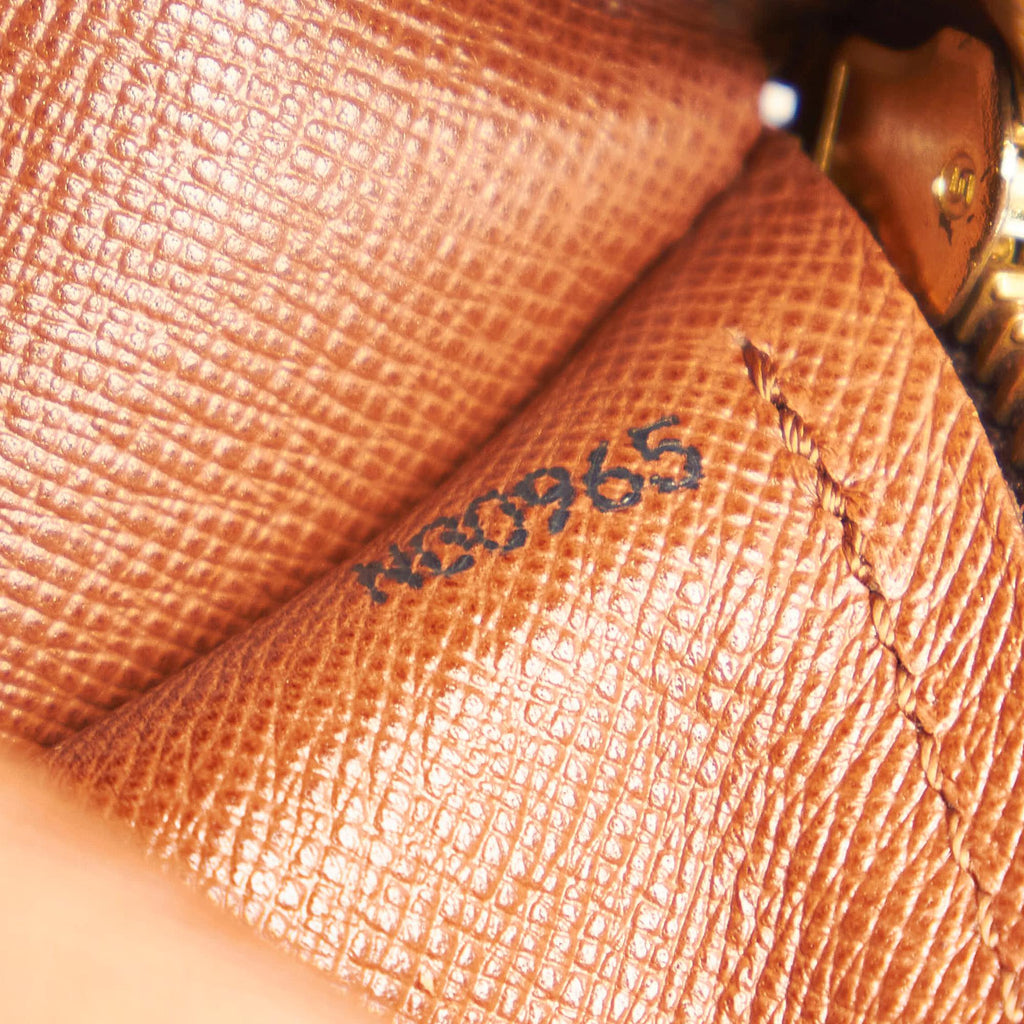 Louis Vuitton Monogram Papillon 30 (SHG-28961)