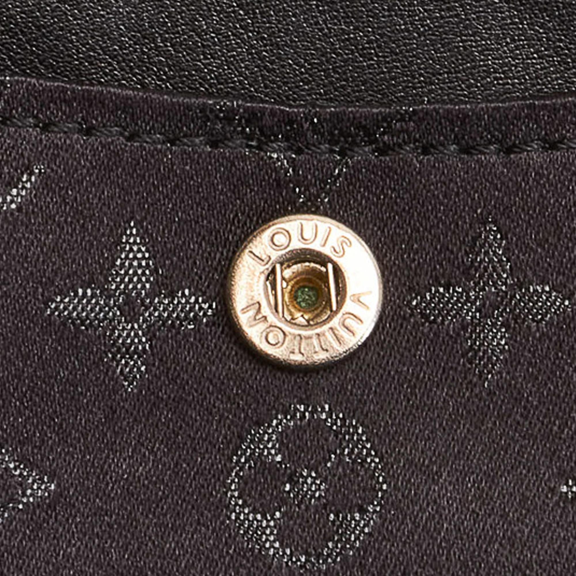 Louis Vuitton Monogram Satin Porte Monnaie Billets (SHG-29295)