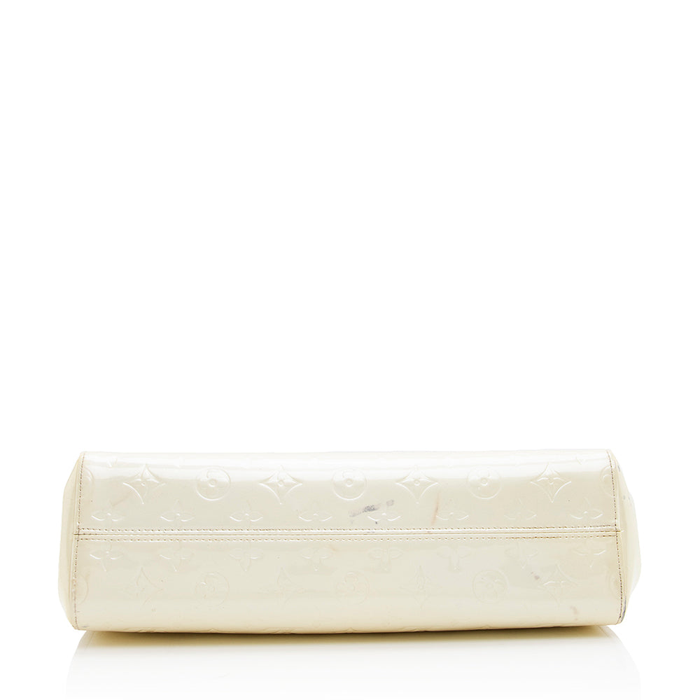 Louis Vuitton Monogram Vernis Roxbury Drive Clutch (SHF-19094)