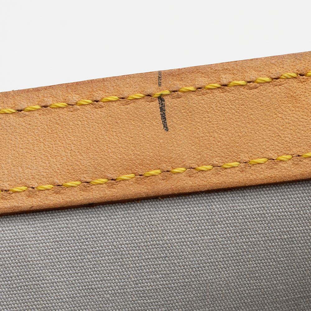 Louis Vuitton Monogram Vernis Roxbury Drive Clutch (SHF-19094)