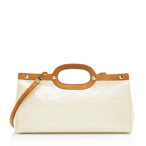 Louis Vuitton Monogram Vernis Roxbury Drive Clutch (SHF-19094)