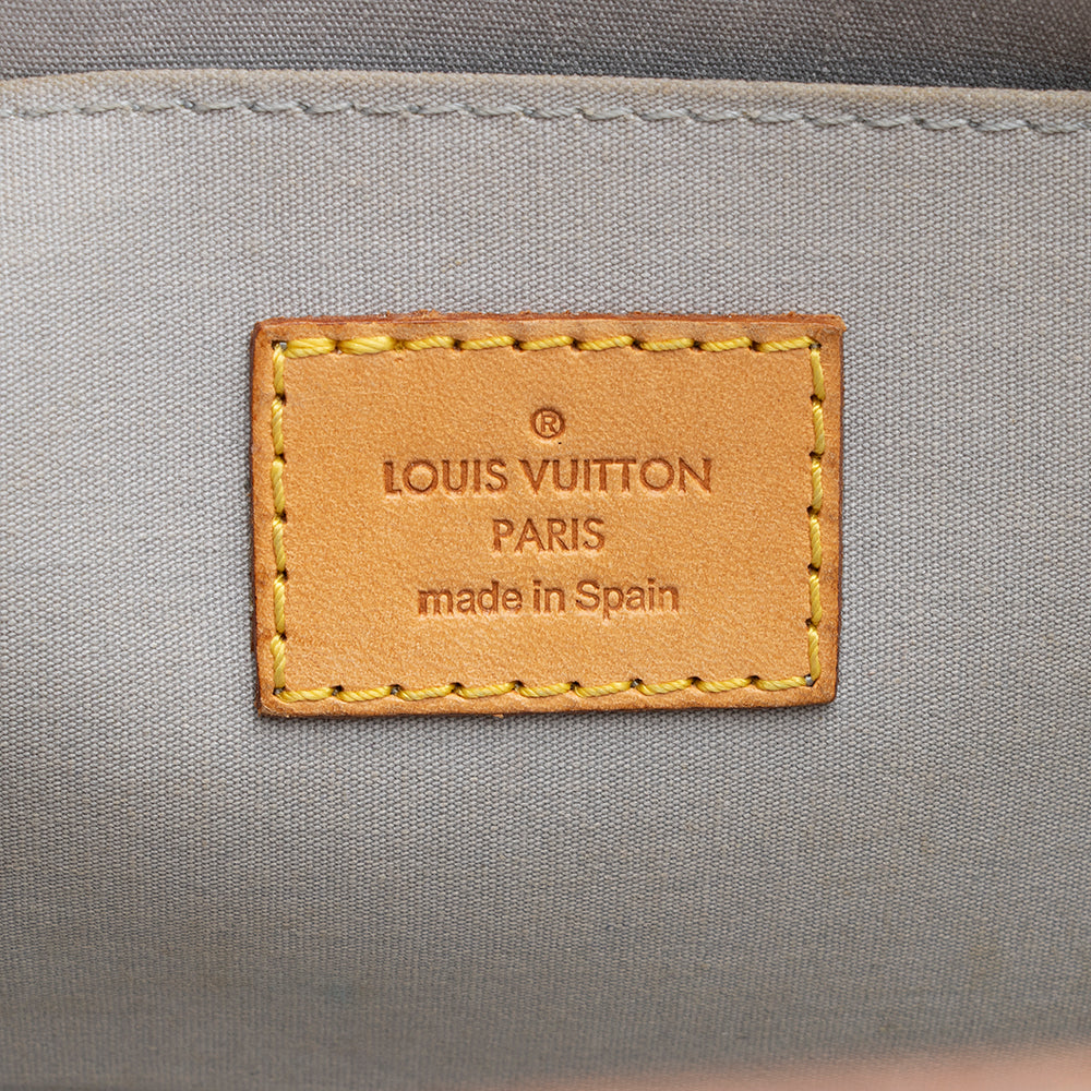 Louis Vuitton Monogram Vernis Roxbury Drive Clutch (SHF-19094)