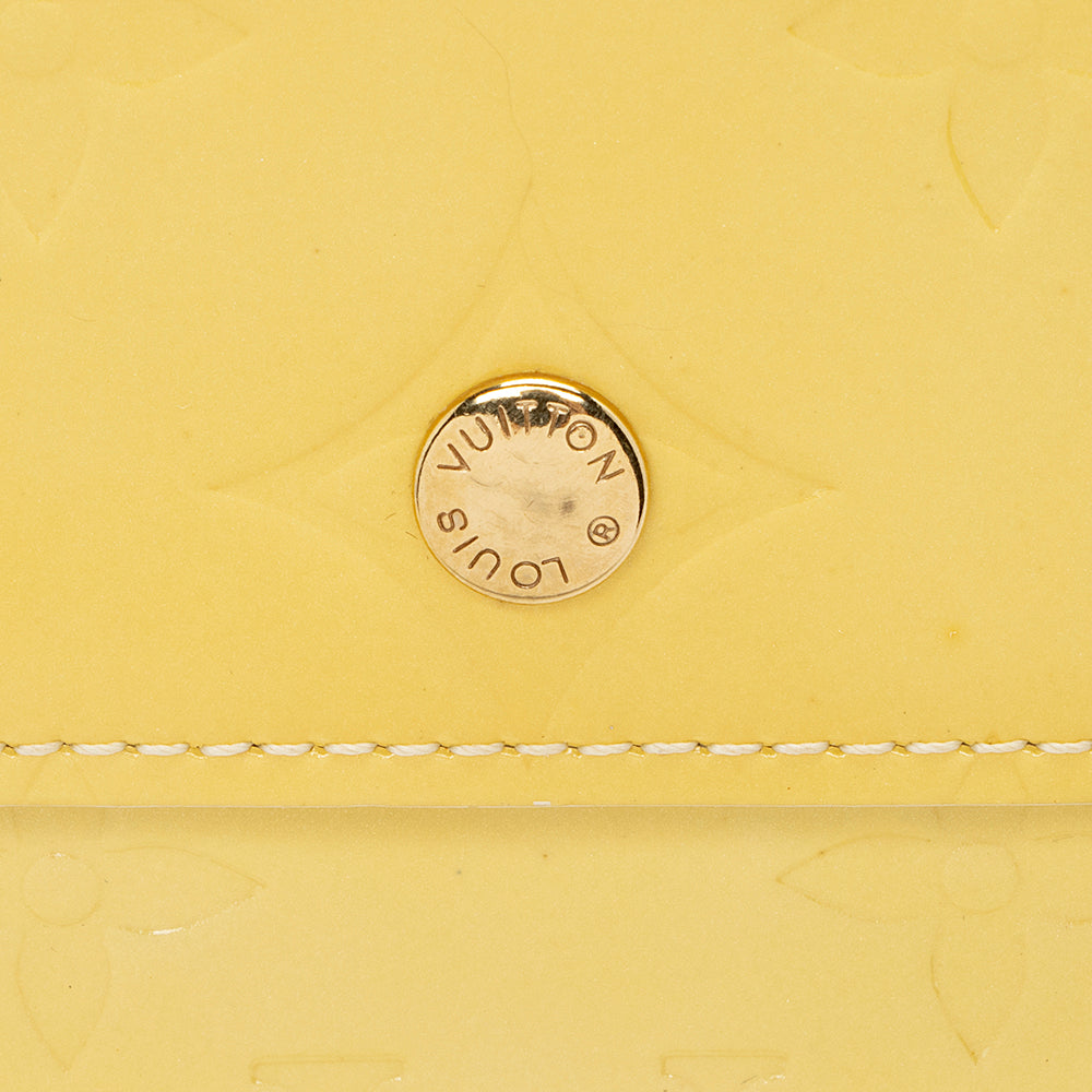 Louis Vuitton Vintage Monogram Vernis Kenmare Crossbody Bag (SHF-15600)