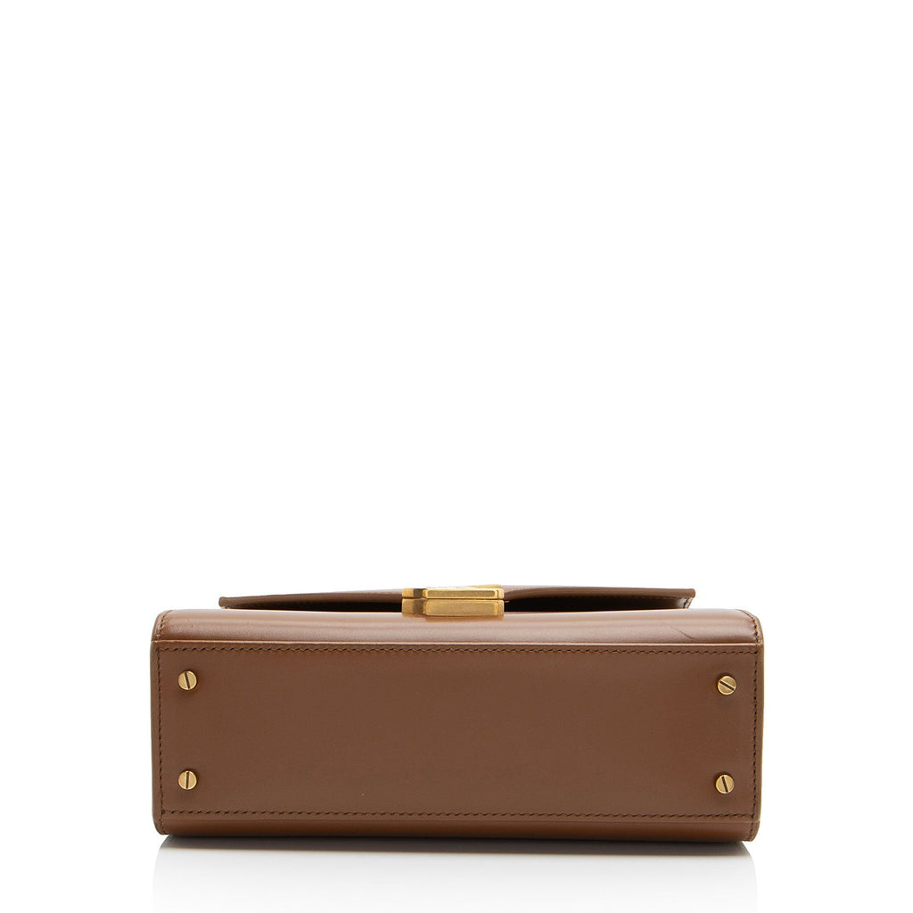 Saint Laurent Grain de Poudre Monogram Cassandra Mini Top Handle (SHF-YNTyOw)