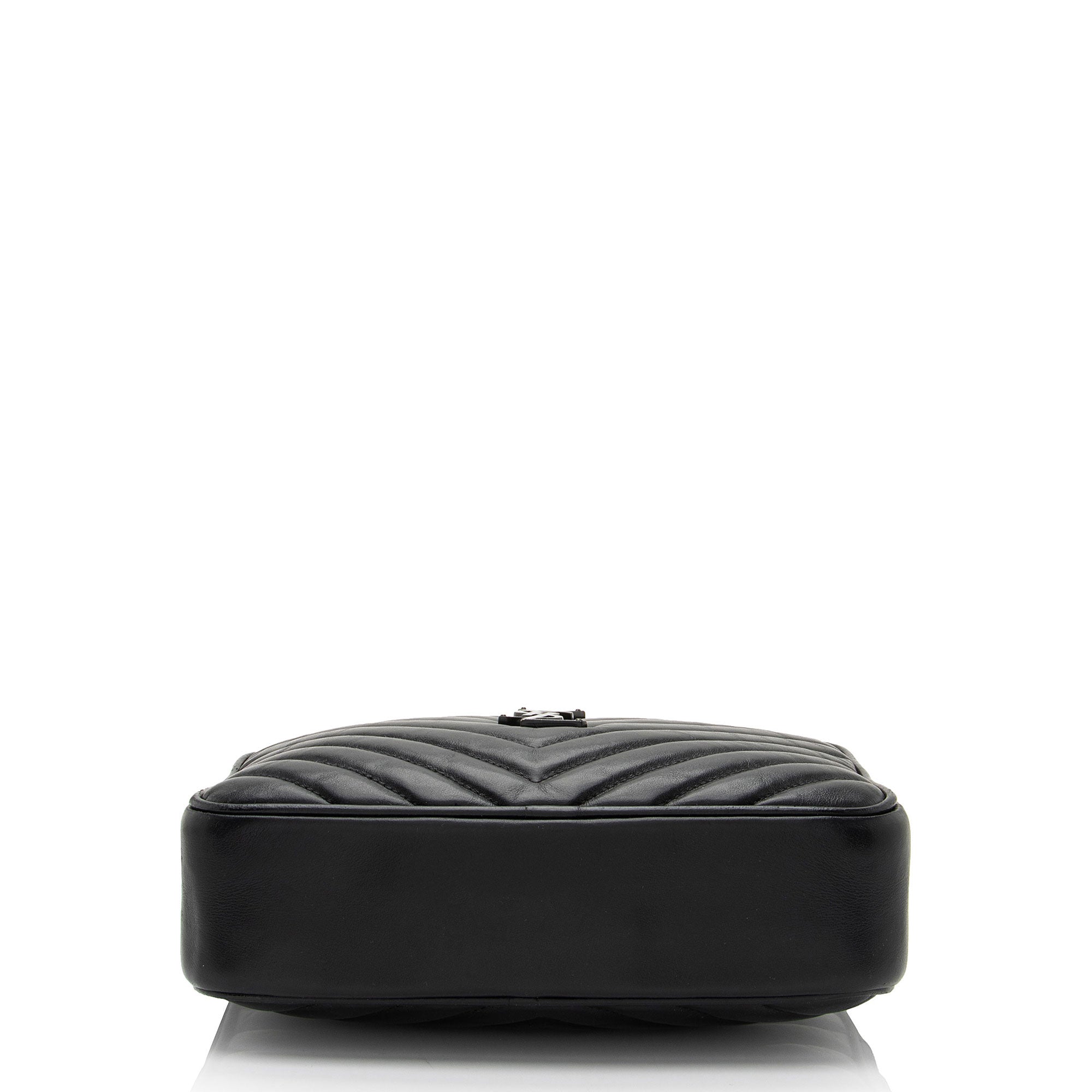 Saint Laurent Matelasse Calfskin Matte Black Monogram Lou Camera Bag (SHF-PIyVqF)