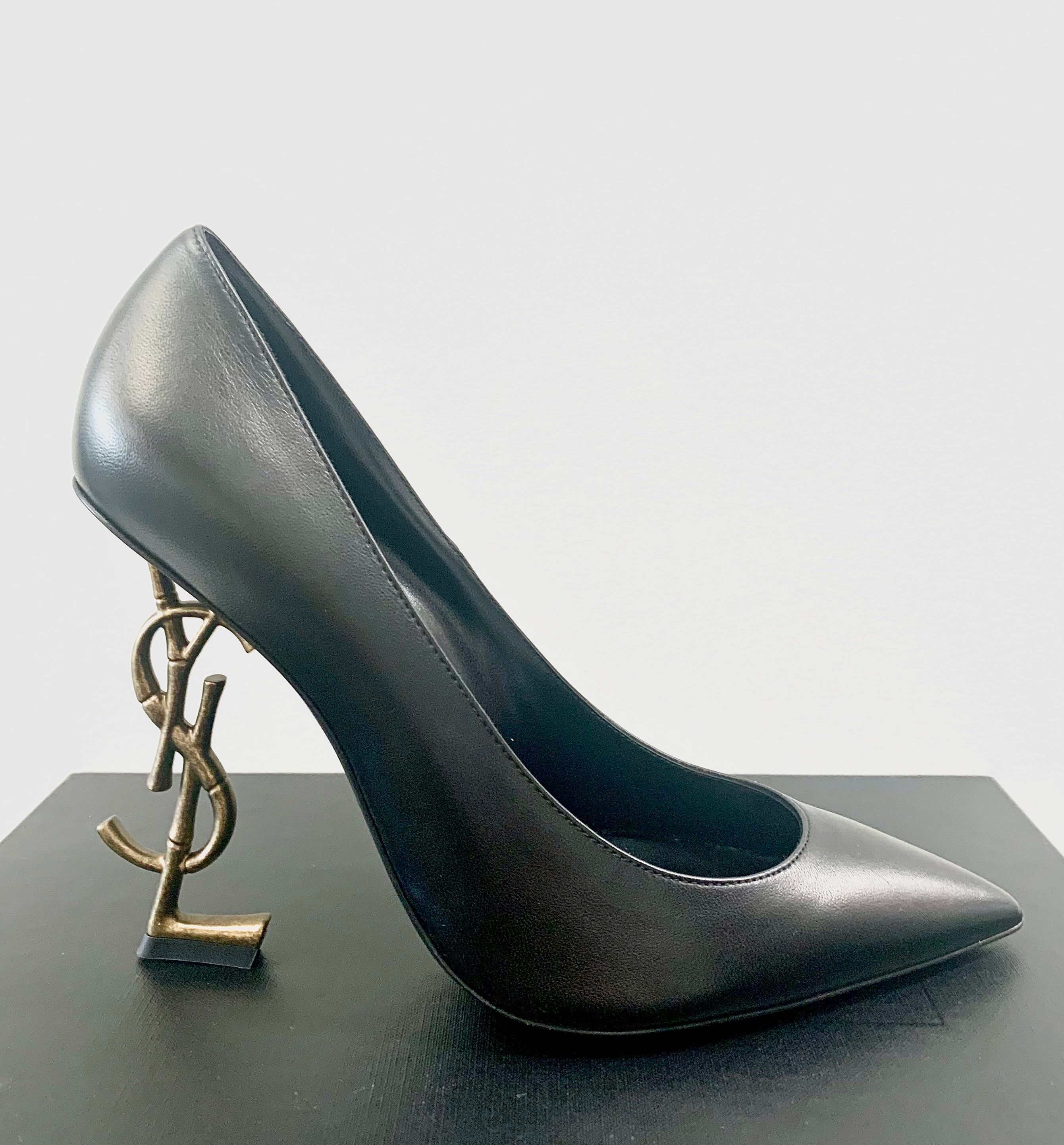 SAINT LAURENT LEATHER OPYUM PUMPS