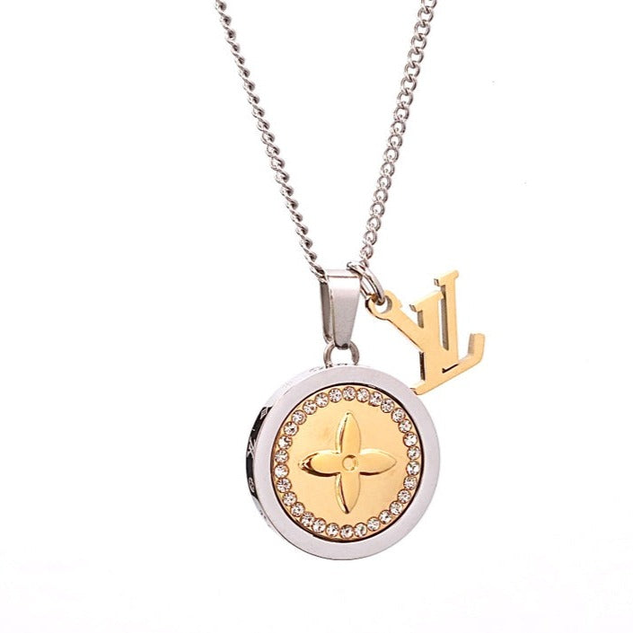 Louis Vuitton CATCH PENDANT NECKLACE