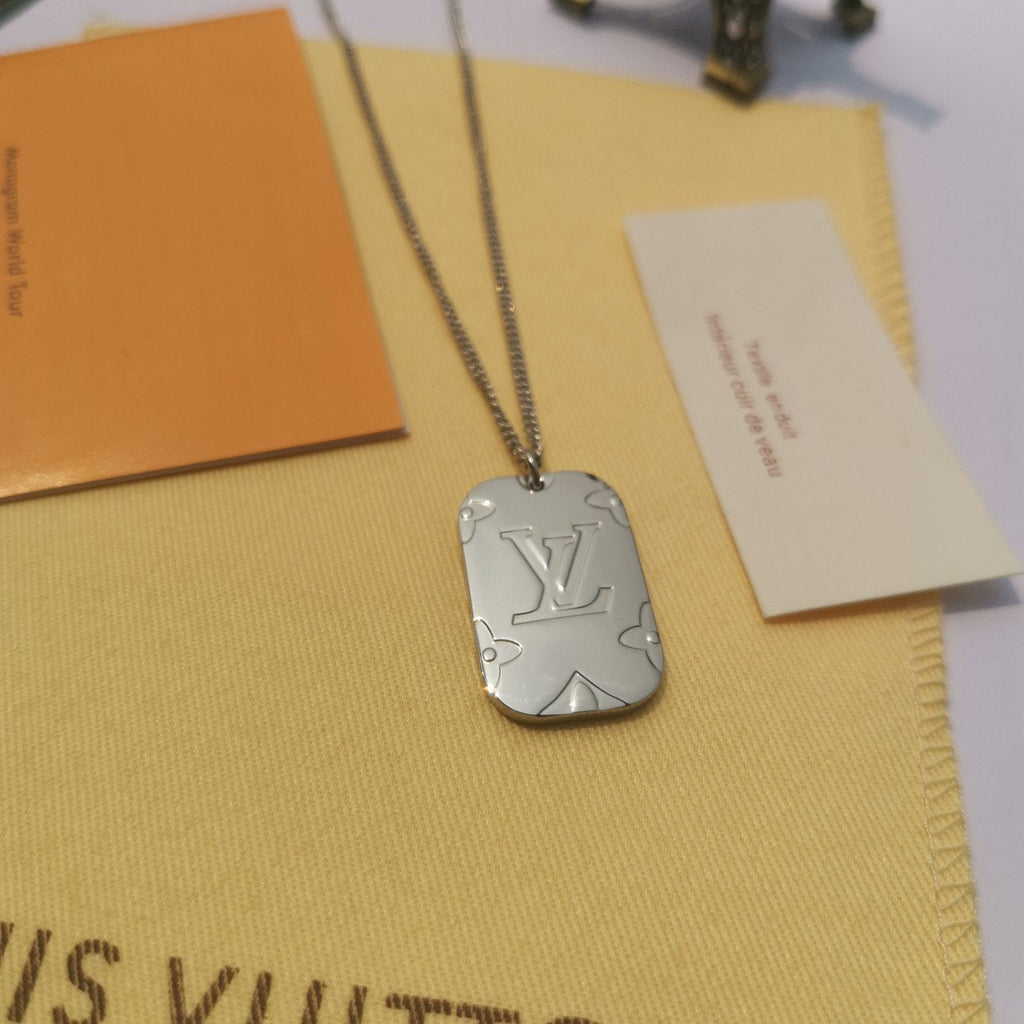 Louis Vuitton MONOGRAM LOCKET NECKLACE DOG TAG
