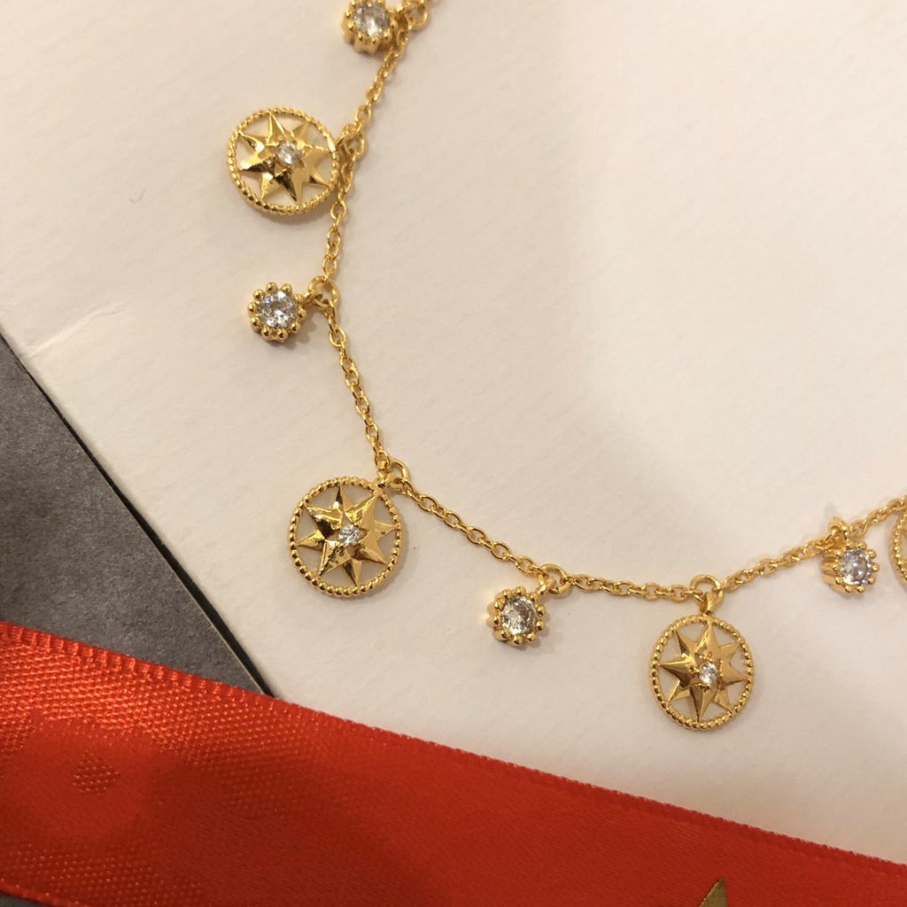 DIOR ROSE DES VENTS NECKLACE YELLOW GOLD, DIAMONDS AND MOTHER-OF-PEARL