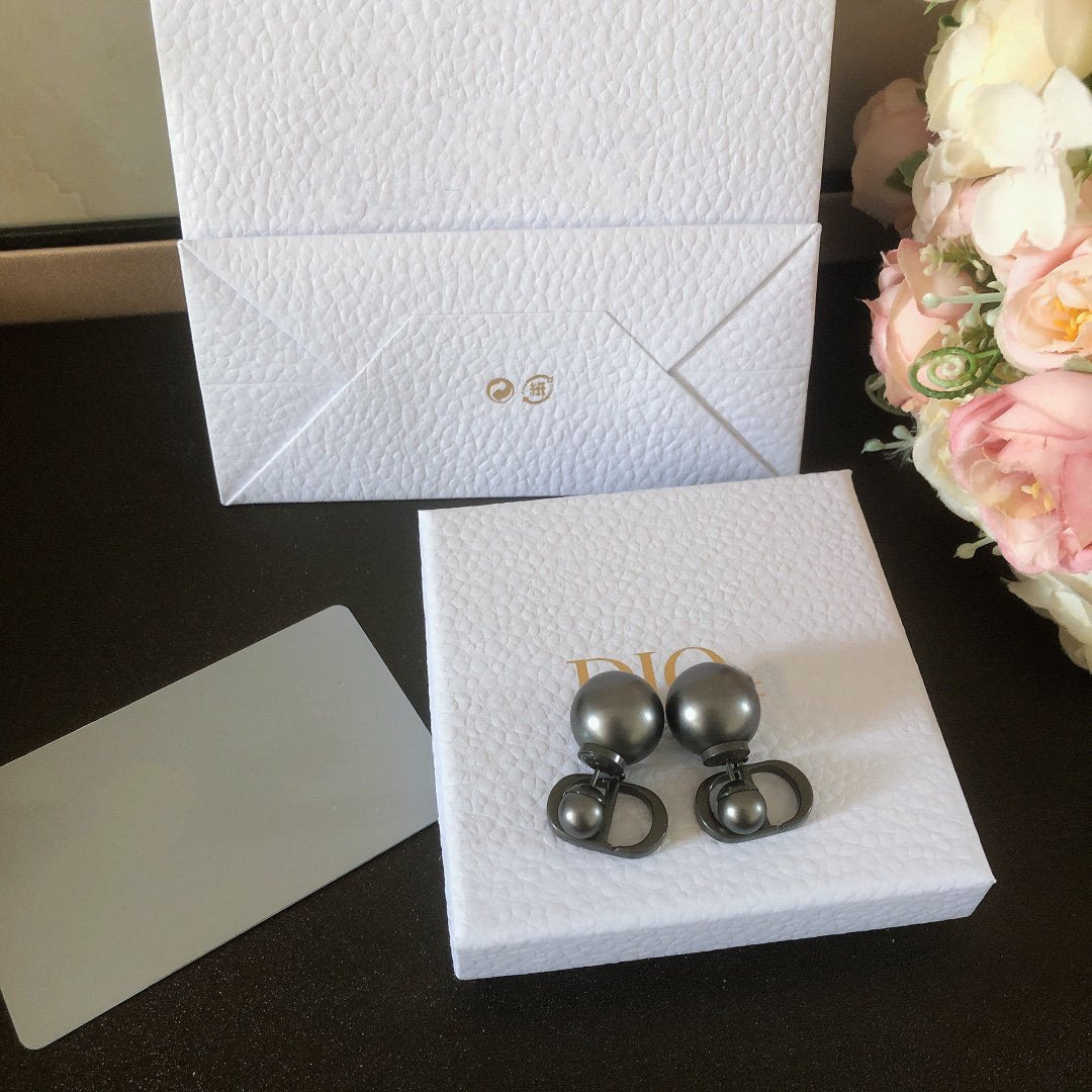 DIOR WOMEN'S DESIGNER BLACK EARRINGS