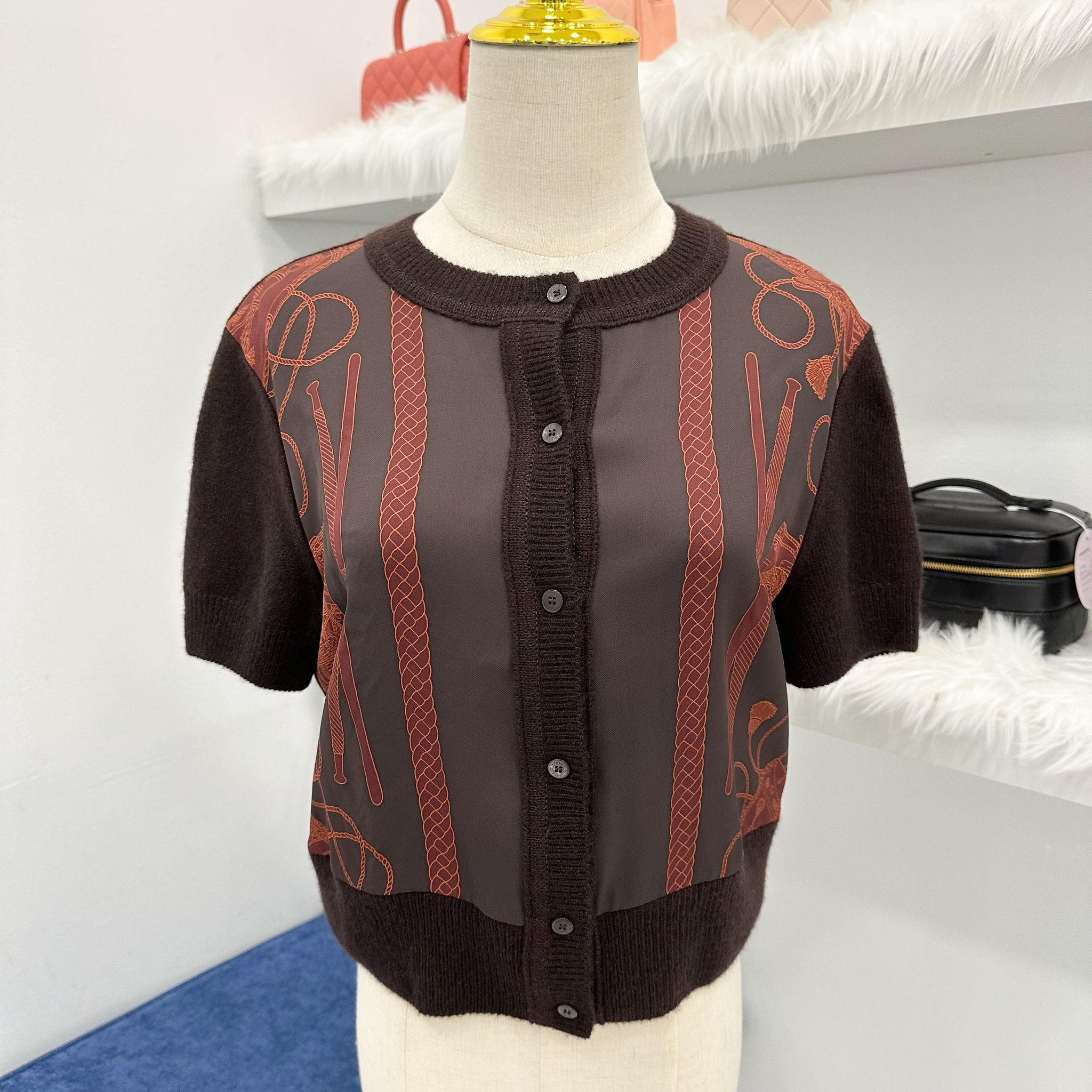 Hermes Short Sleeved Cardigan in Marron Ebene mere / Viscose / Silk Sz 40