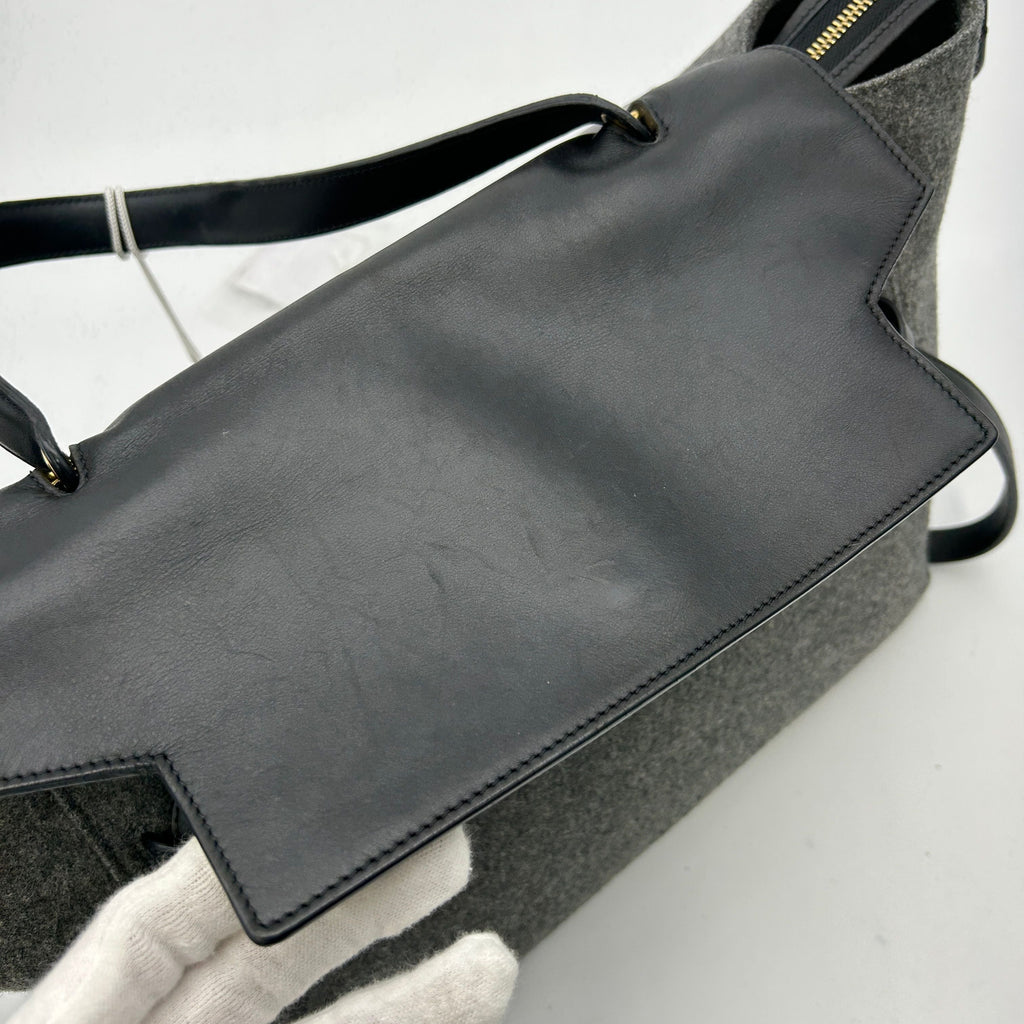 CELINE Felt Calfskin Small Belt Bag Grey Black LA17371