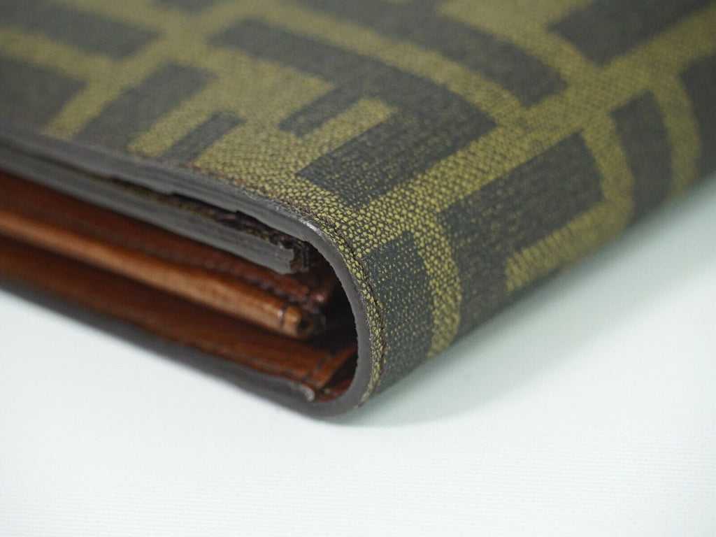Fendi  Canvas Wallet  ()