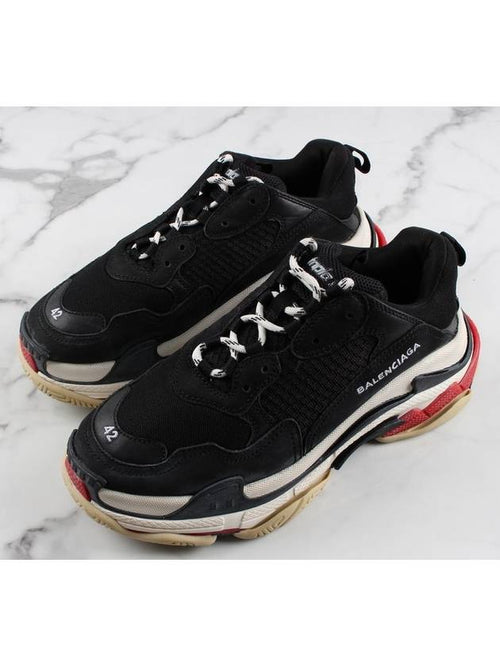 Balenciaga Triple S Black Red 42 270