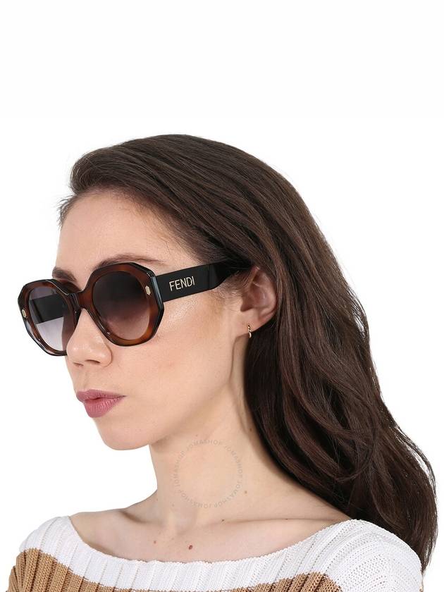 Fendi Fendi Gradient Smoke Geometric Ladies Sunglasses FE40045I 53B 54
