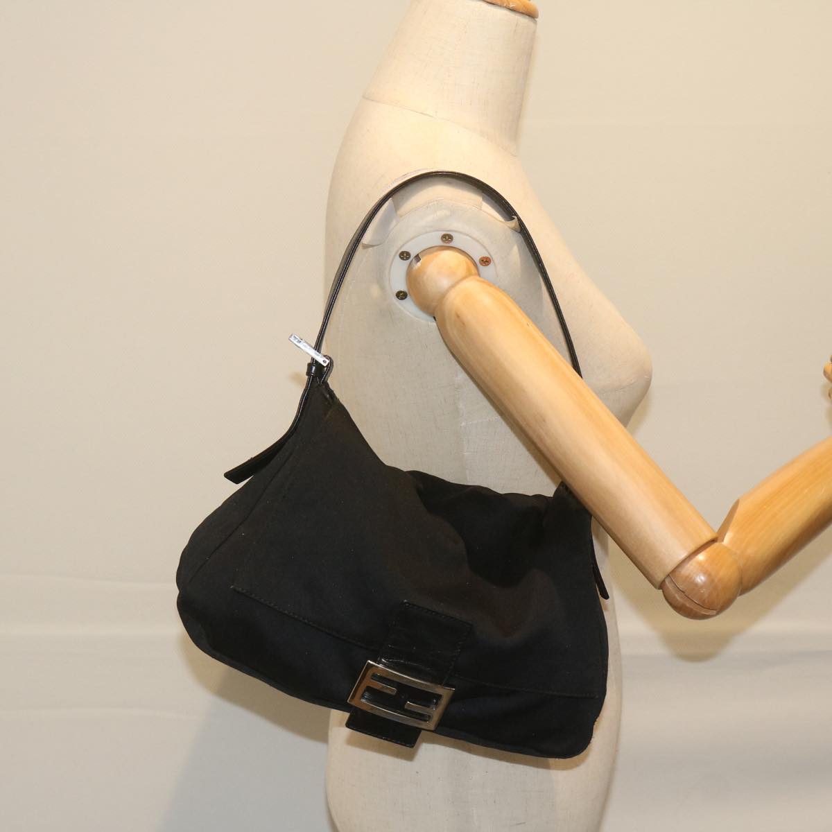 FENDI Mamma Baguette Shoulder Bag Nylon Black 2321 26325 008am5345