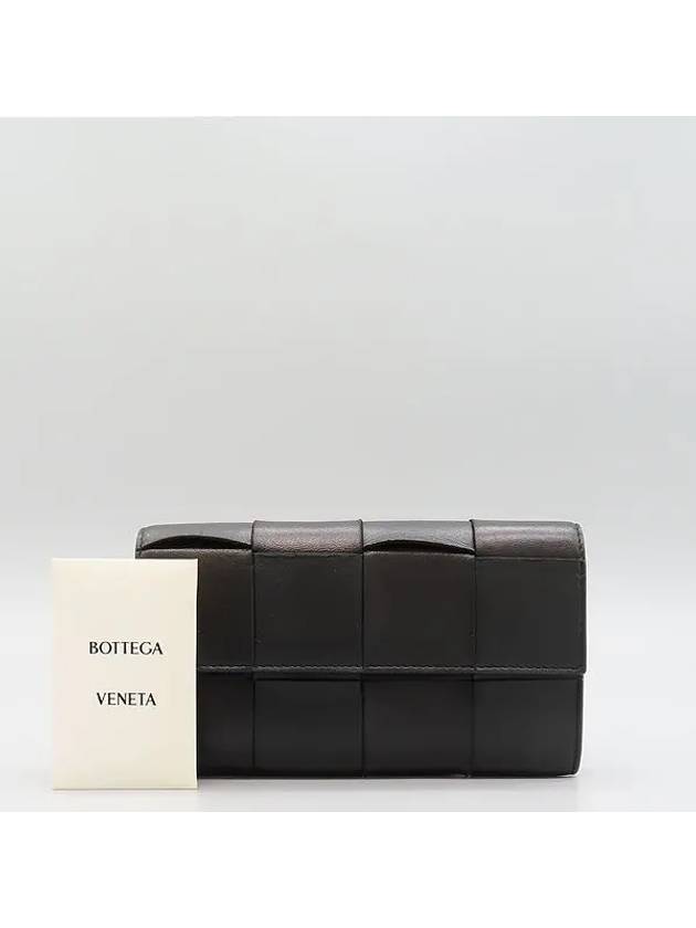 Bottega Veneta 651387 Black leather cassette large flap long wallet