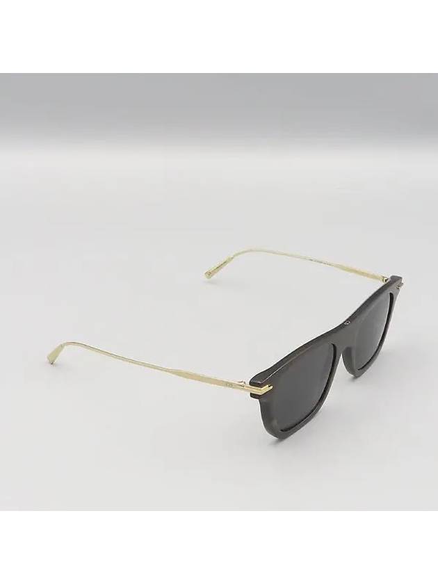 SUITS8IHR 90A0 sunglasses Dior