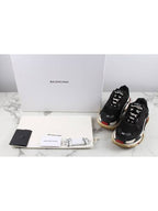 Balenciaga Triple S Black Red 40 250