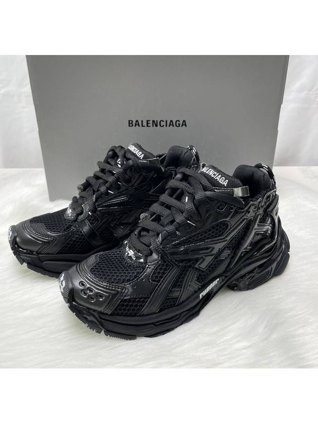 Balenciaga Runner Low Top Sneakers Black