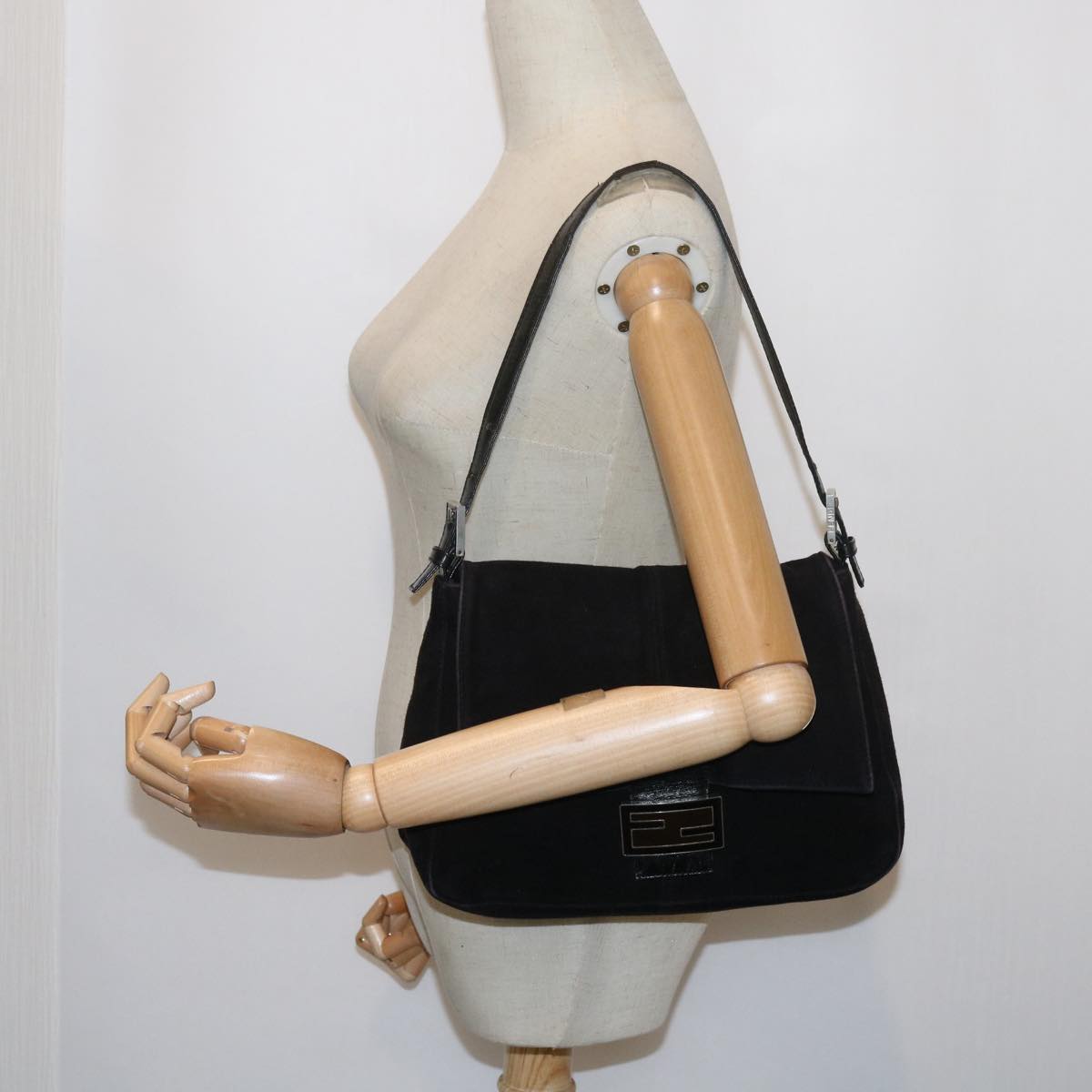 FENDI Mamma Baguette Shoulder Bag Suede Black 2308 26325 089bs11079