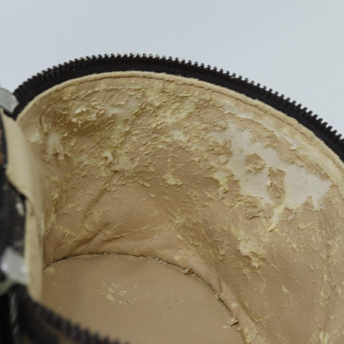 FENDI Zucca Canvas Vanity Cosmetic Pouch Brownbs13594