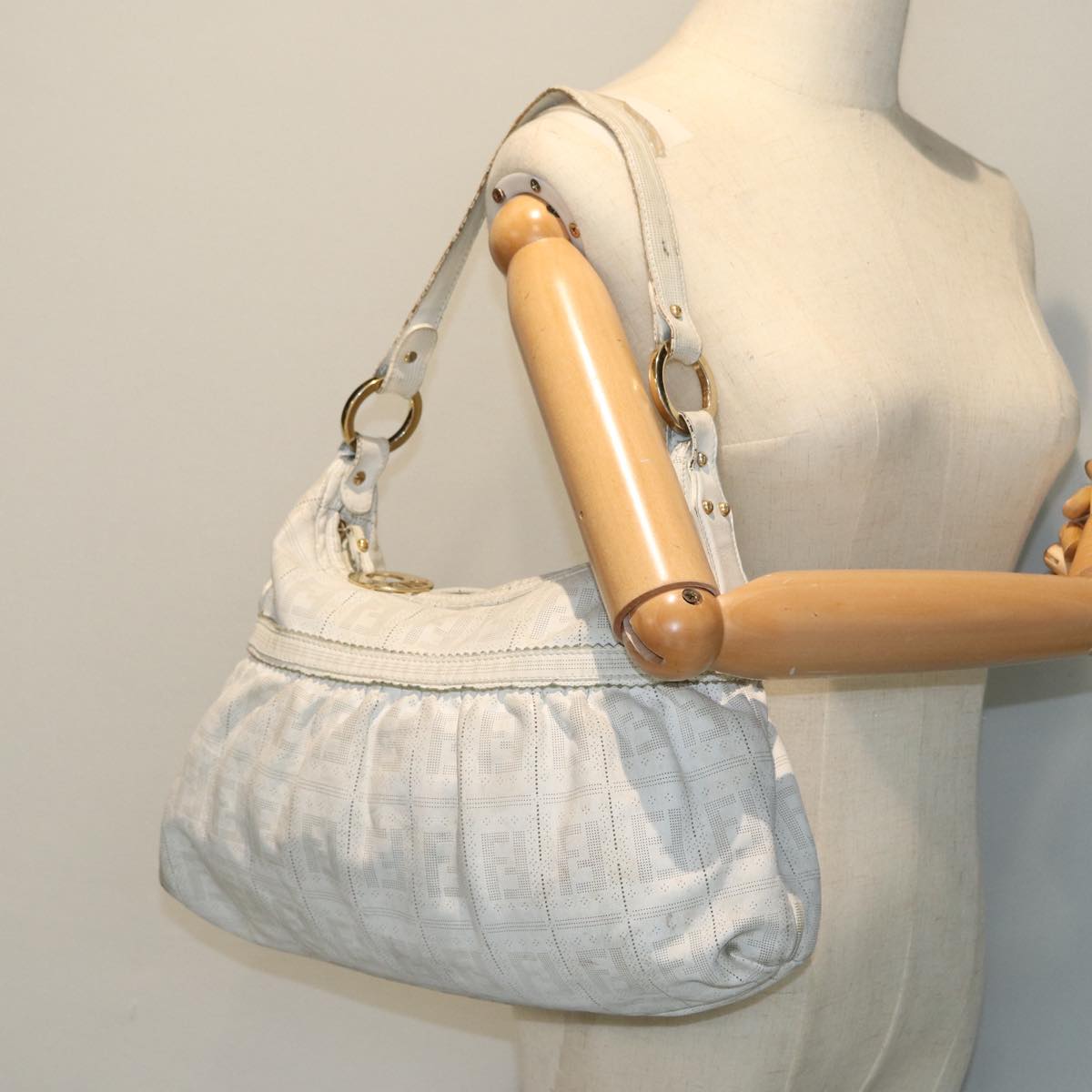 FENDI Zucca Canvas Shoulder Bag Whitebs15784