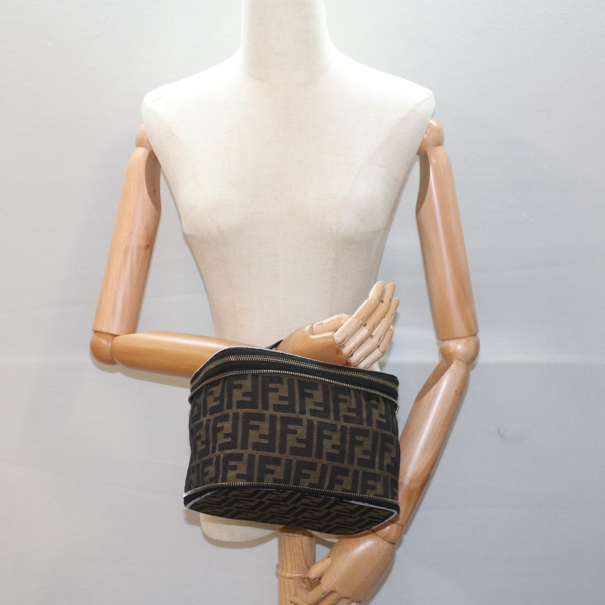 FENDI Zucca Canvas Vanity Cosmetic Pouch Black Brownbs7906