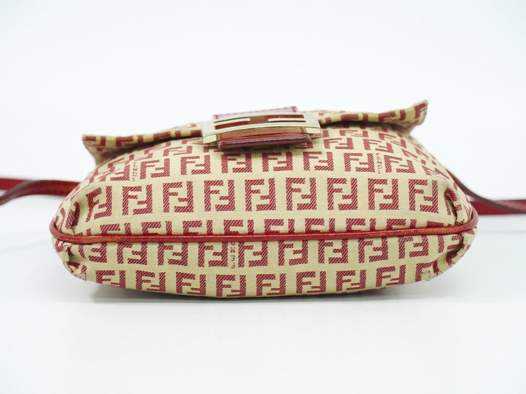Fendi  Canvas Shoulder Bag ()