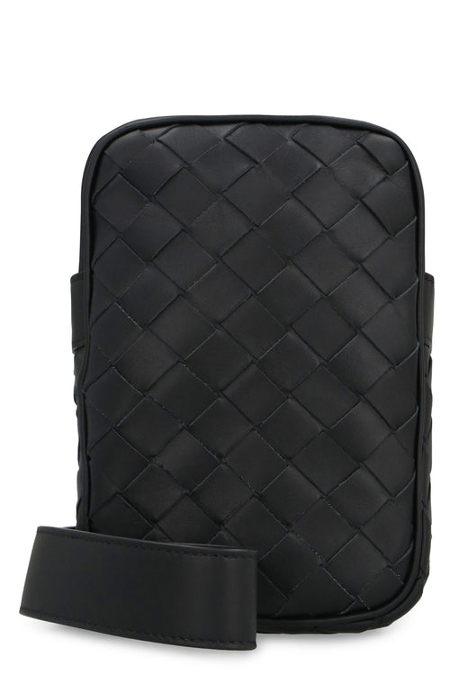 Bottega Veneta Men's Leather Crossbody Bag in Black | 743214VCPQ3